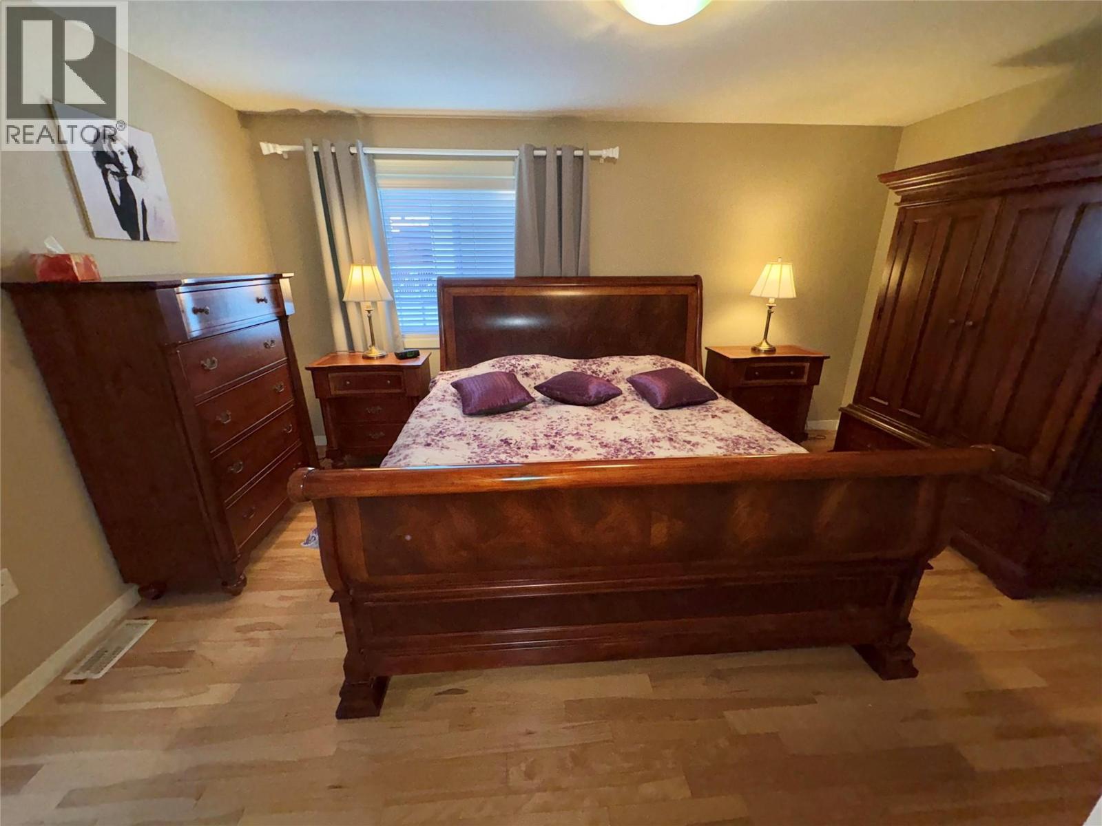 6940 Cabernet Place - 8
