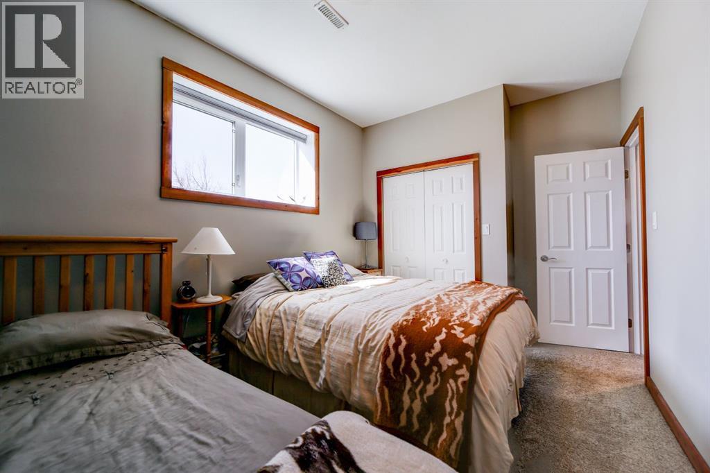 3005 214 Street - 33