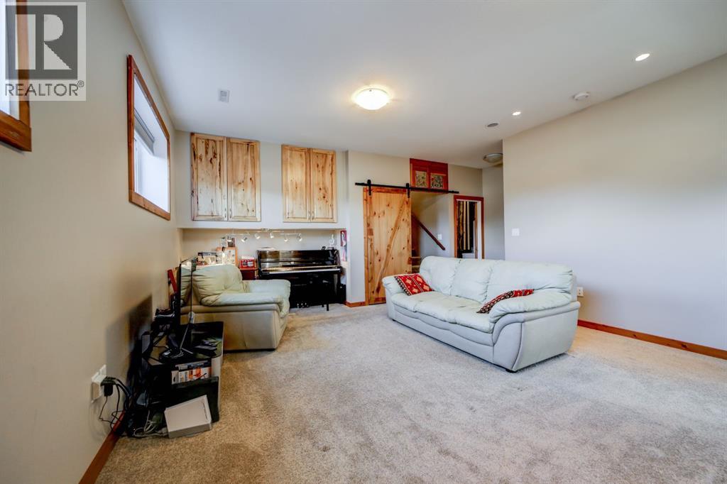3005 214 Street - 31