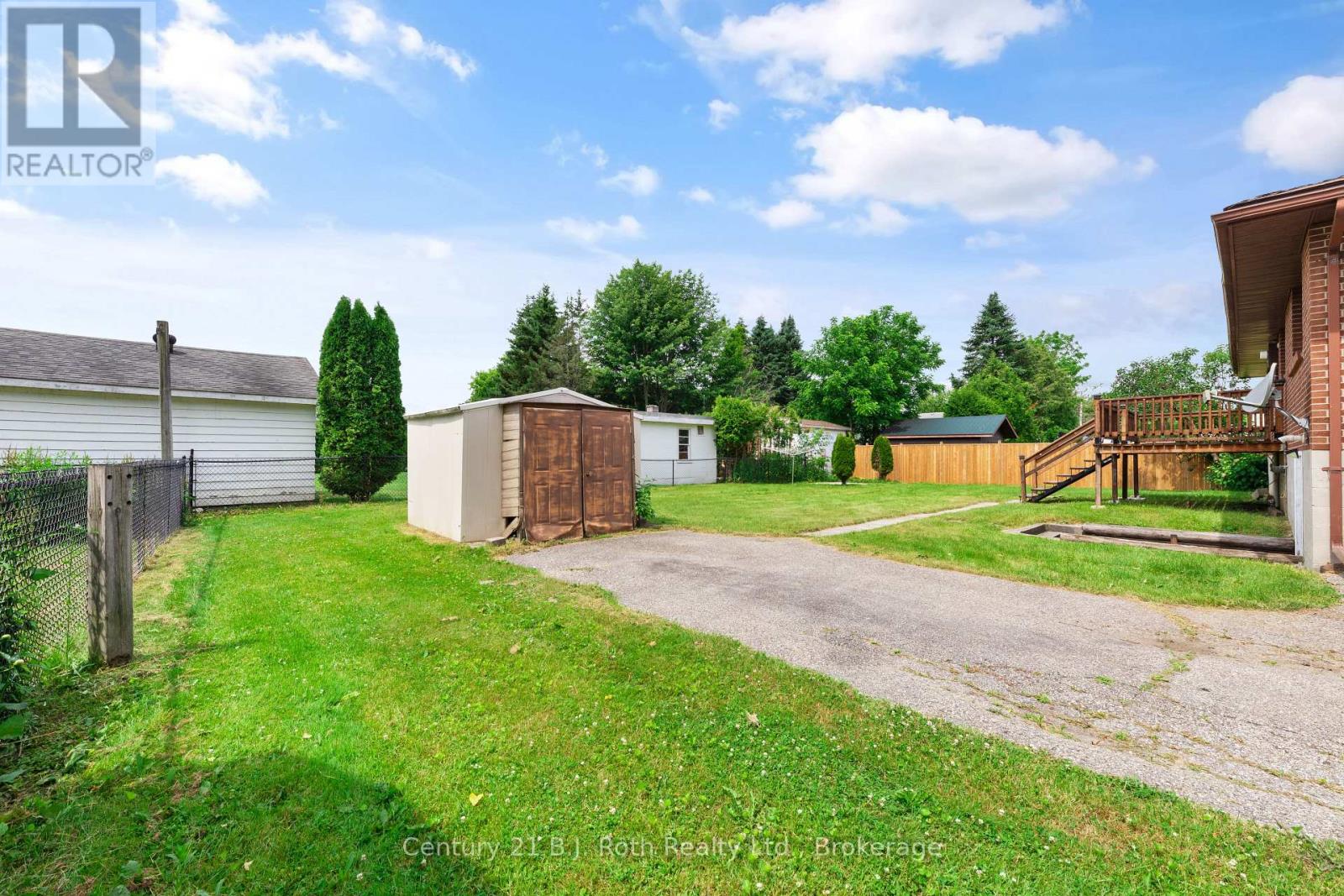 8240 93 HIGHWAY - 32