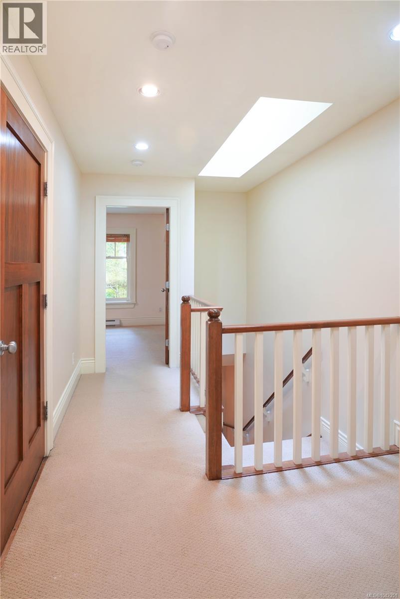 #29 107 Atkins Rd - 16
