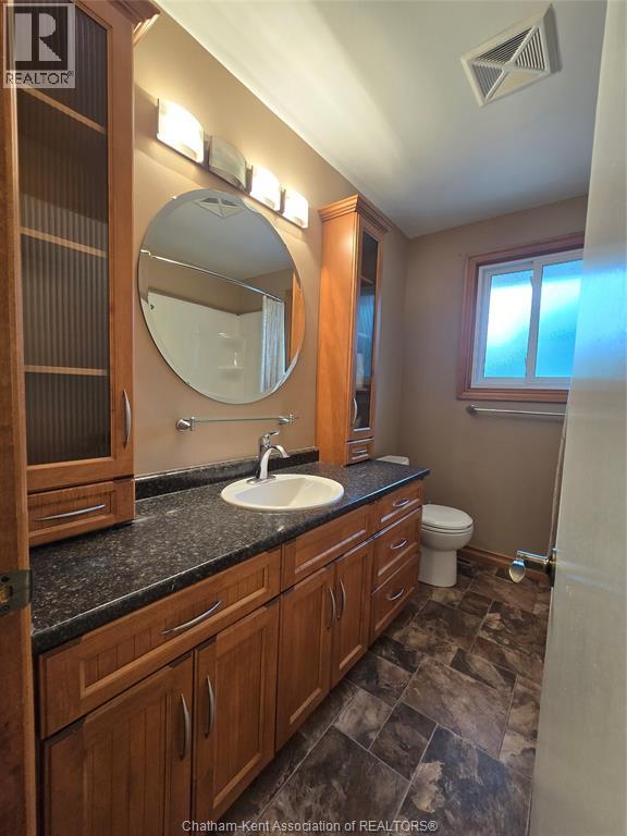 83 HOLLAND AVENUE - 16