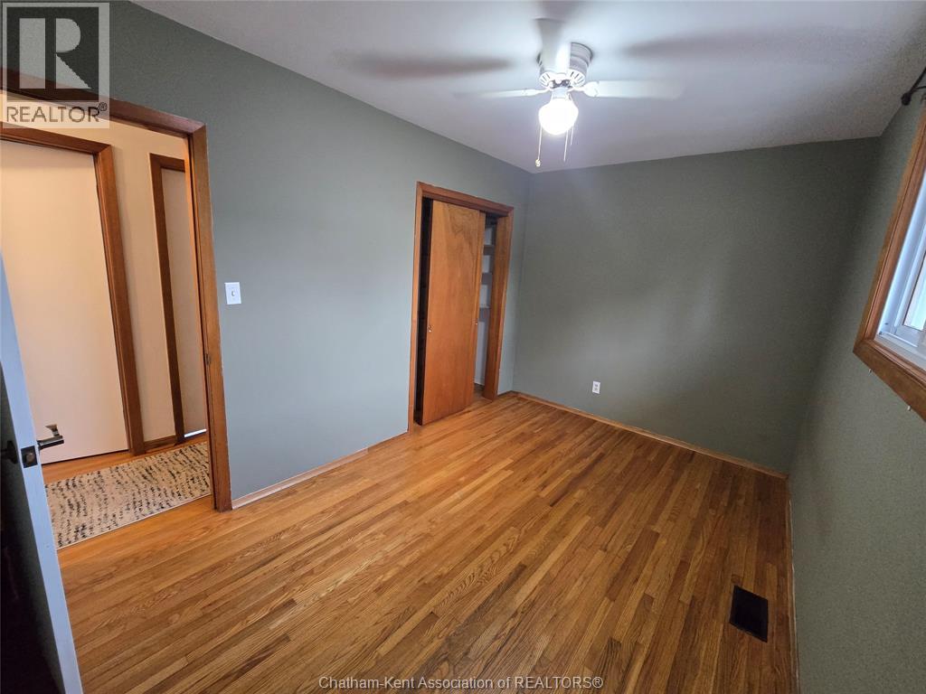 83 HOLLAND AVENUE - 20
