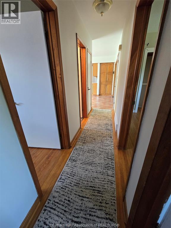 83 HOLLAND AVENUE - 25