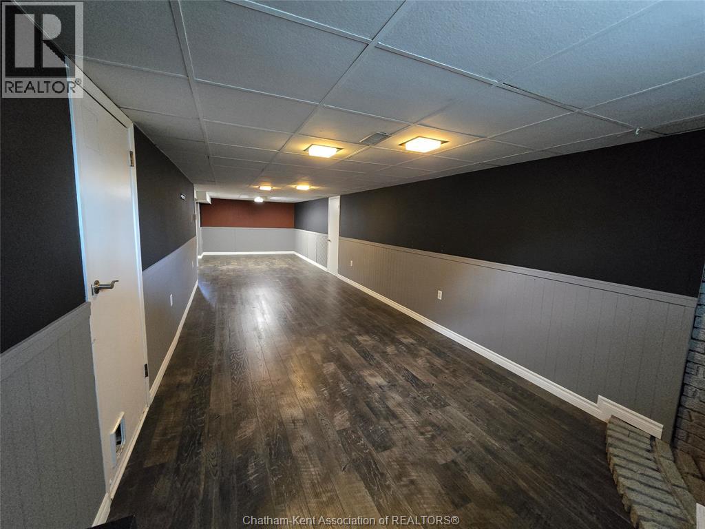 83 HOLLAND AVENUE - 30