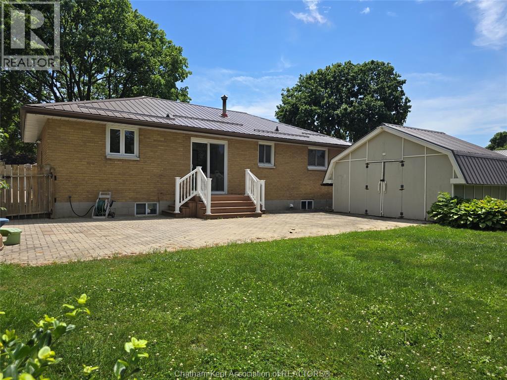 83 HOLLAND AVENUE - 43