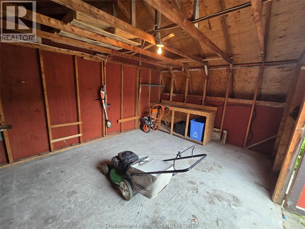 83 HOLLAND AVENUE - 45