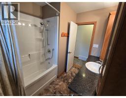 83 Holland Avenue, Chatham, ON N7M2C8 Photo 18