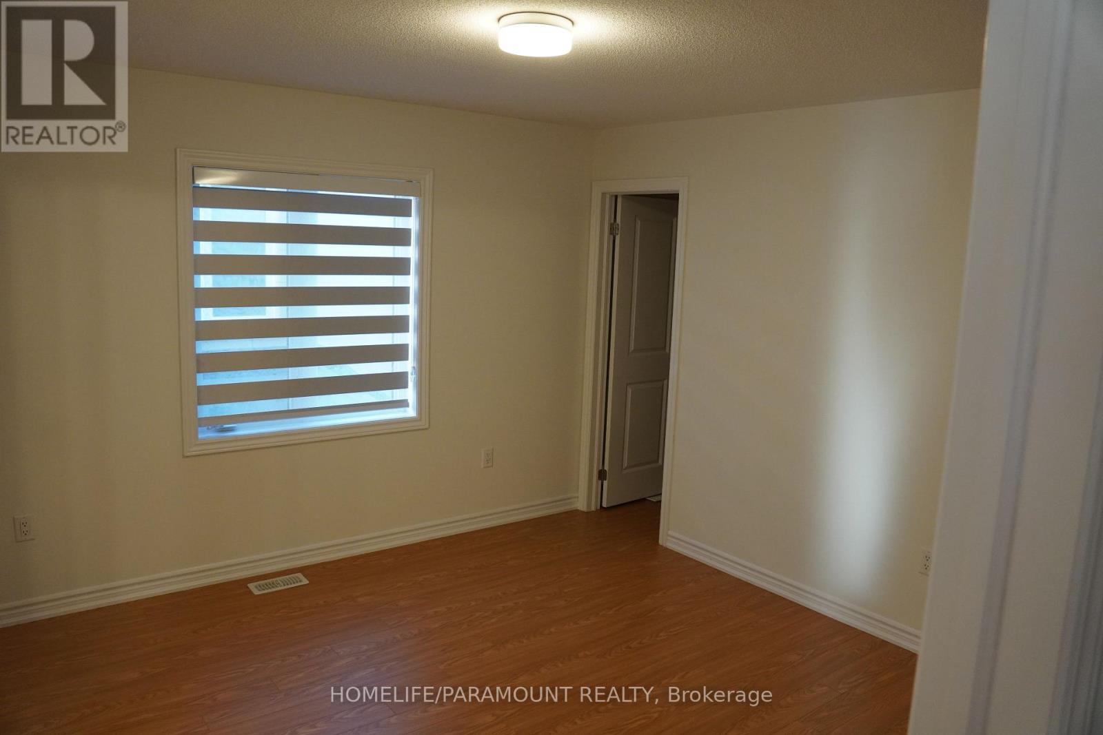 5 DOLOMITE DRIVE - 25