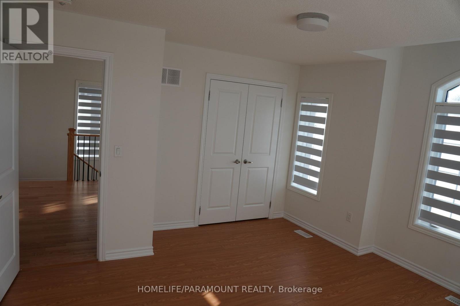 5 DOLOMITE DRIVE - 23