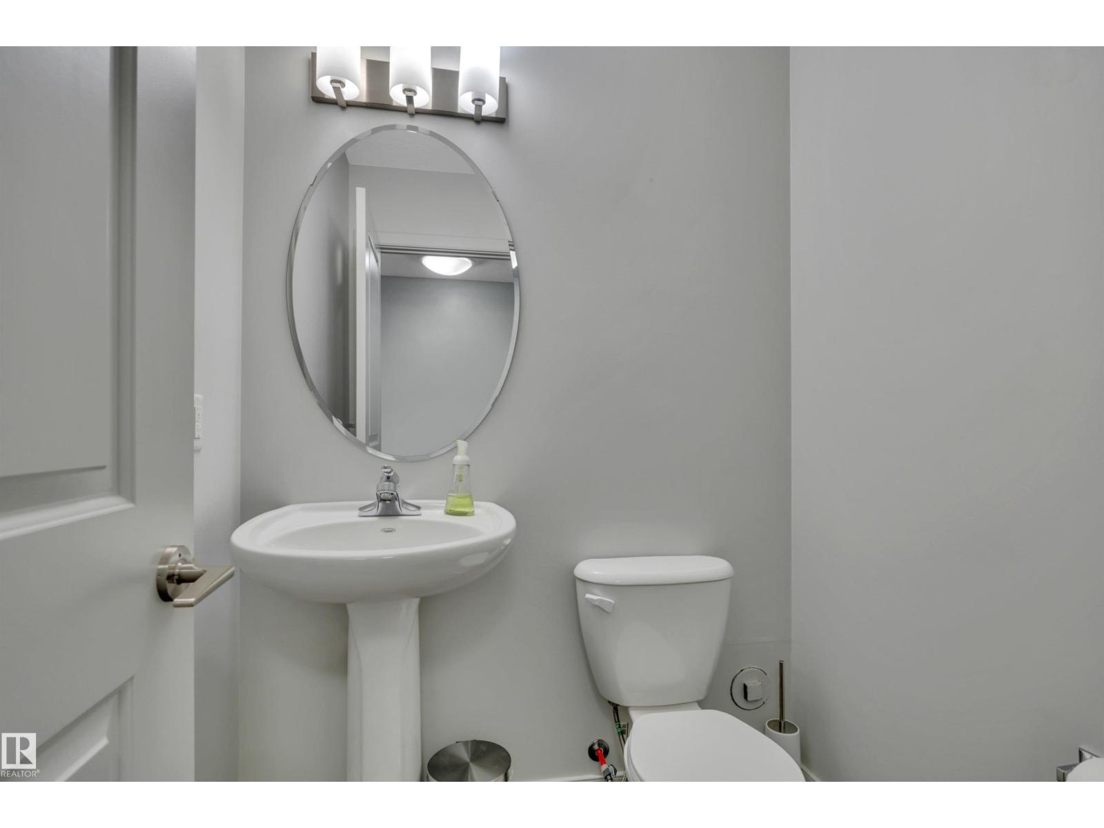 #36 450 MCCONACHIE WY NW — photo 19