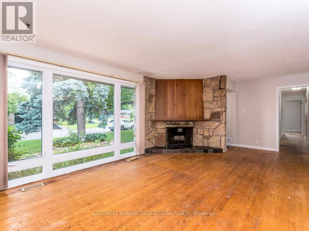 4 Bed, 2 Bath House for Sale in Ottawa – 84 CLEADON DRIVE, Ottawa – MLS# X13525202 - Image 9