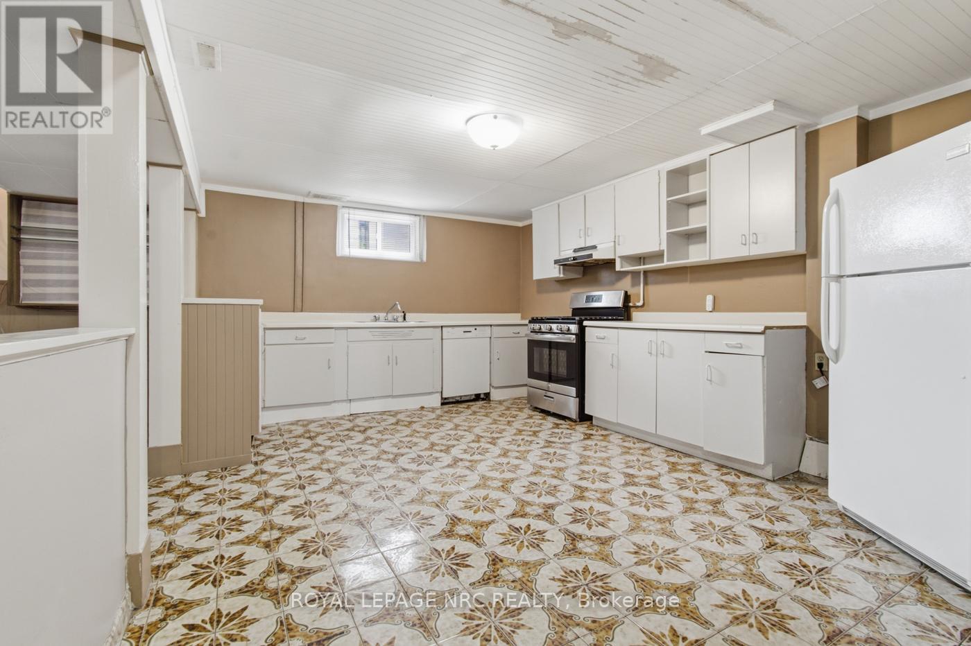 62 LINCOLN STREET - 29