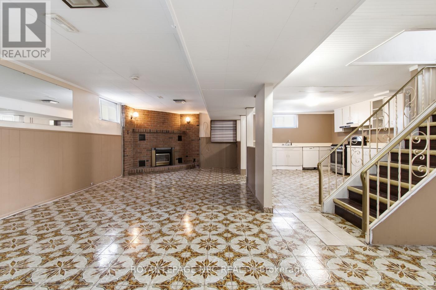 62 LINCOLN STREET - 35