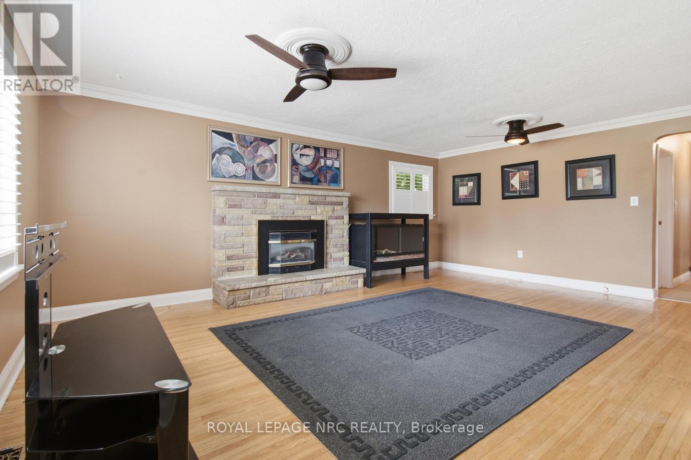 62 LINCOLN STREET - 7