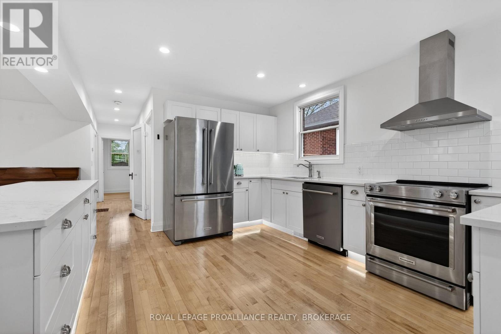 229 PARK STREET - 6