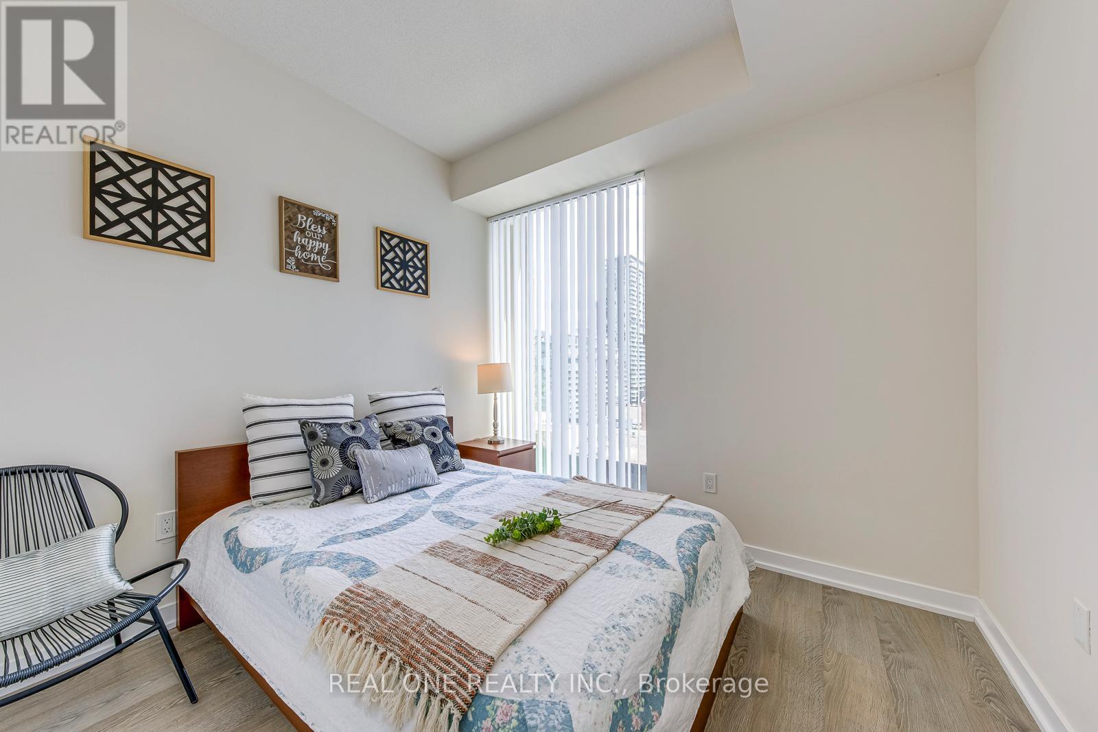 #1001 99 JOHN STREET - 17
