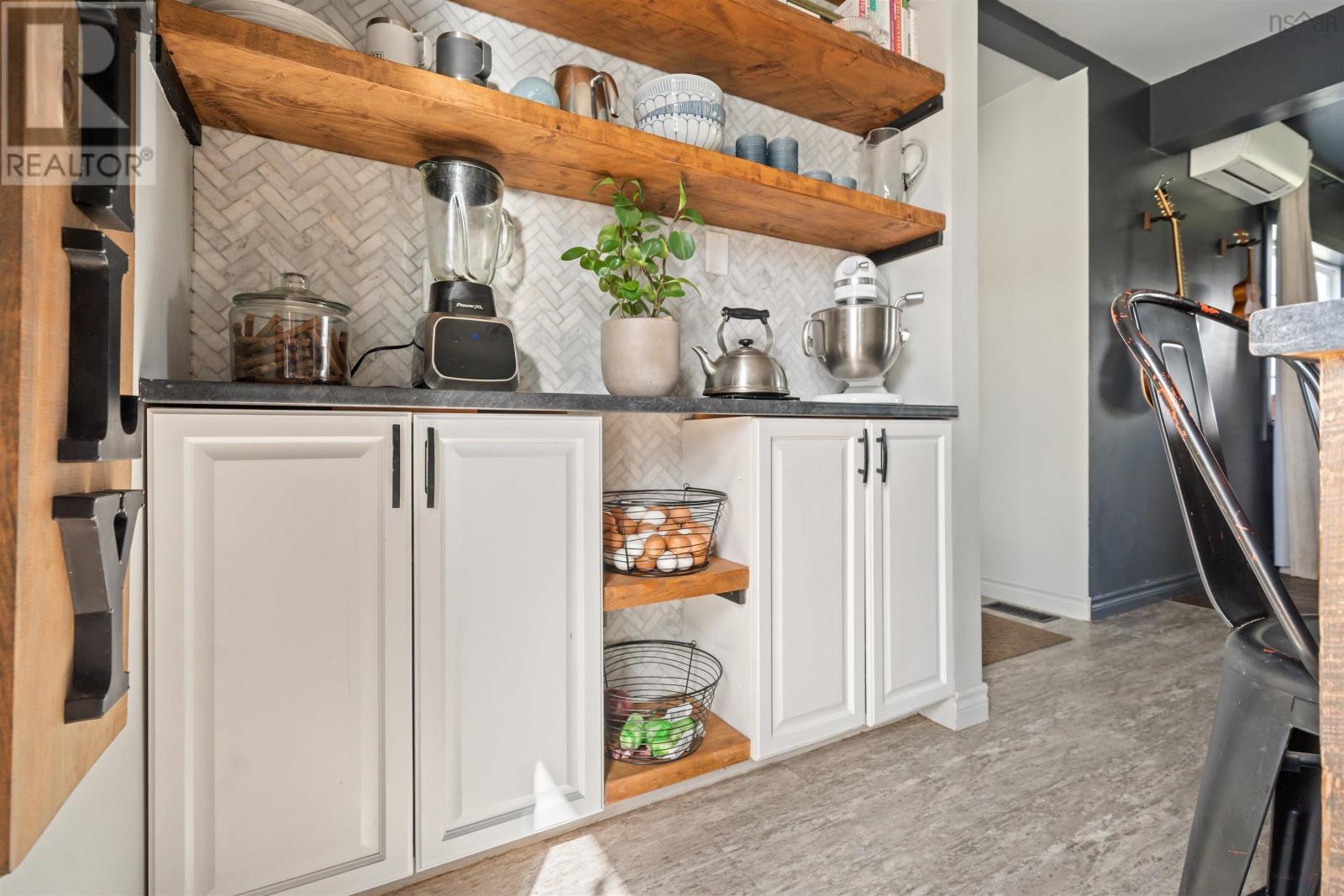 5777 Pictou Landing Road - 10