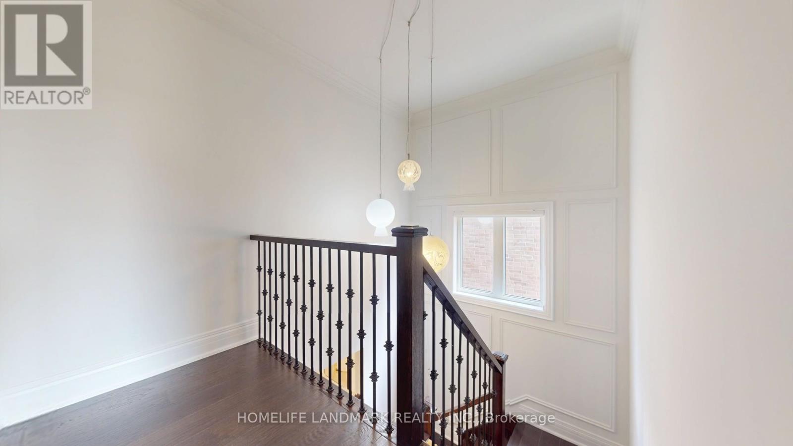 402 FARRELL ROAD - 25