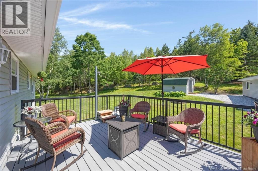 272 Pickwauket Road - Image 25