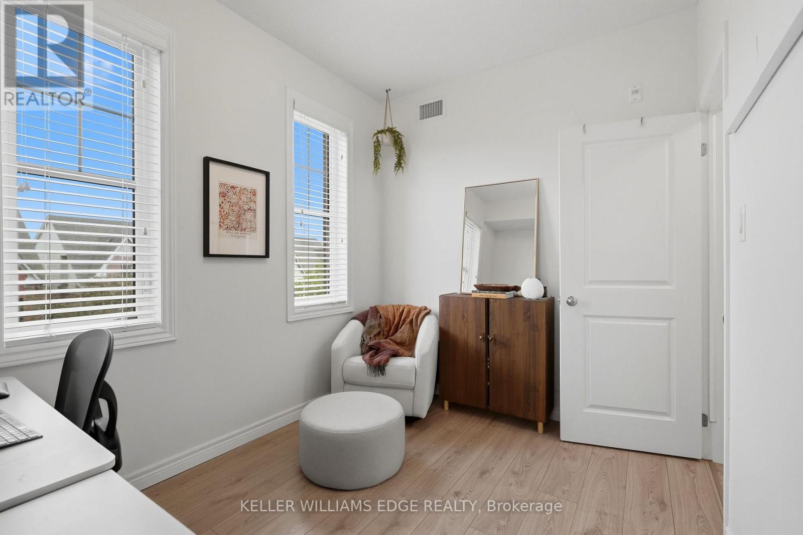 #306 263 GEORGIAN DRIVE - 22