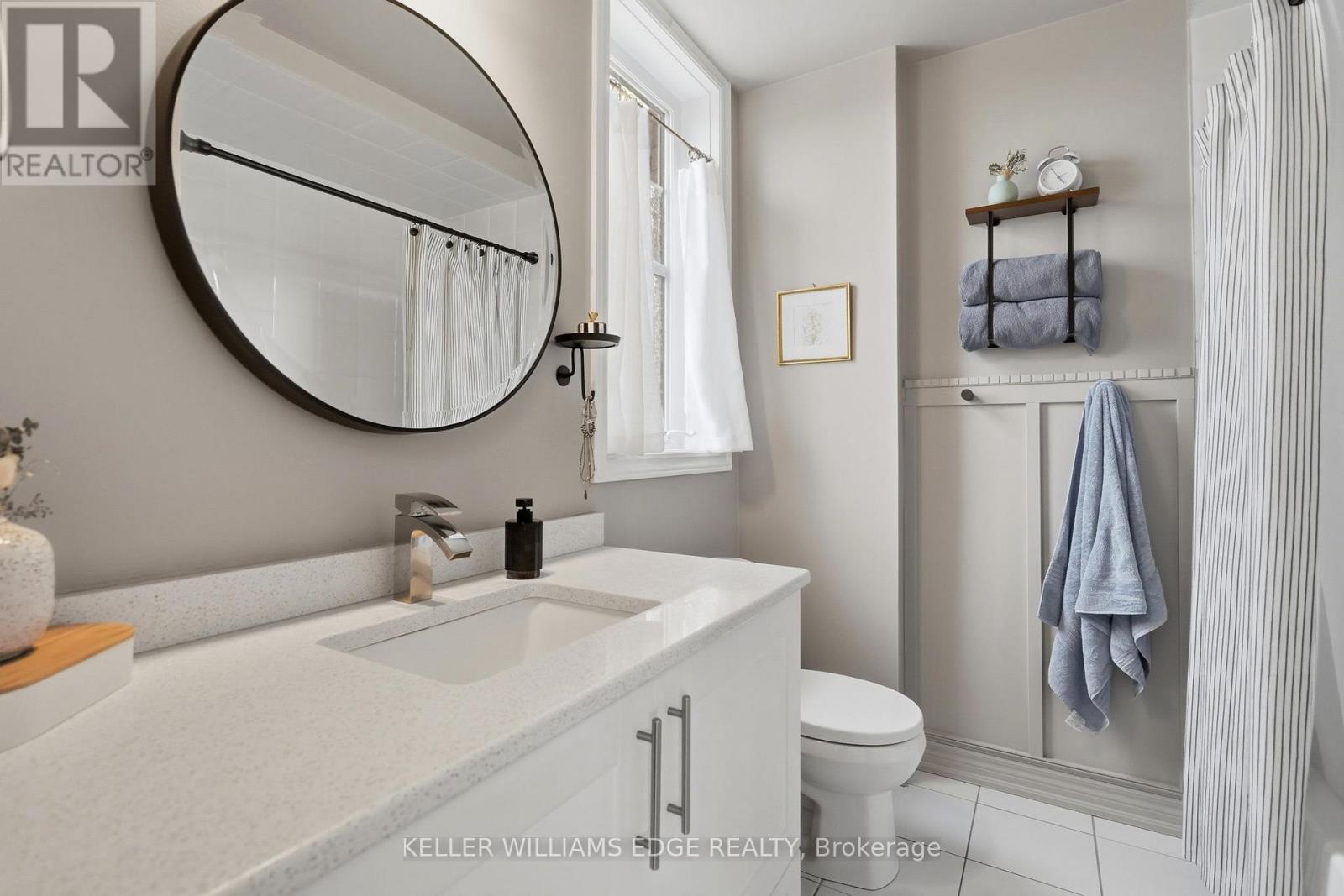 #306 263 GEORGIAN DRIVE - 26