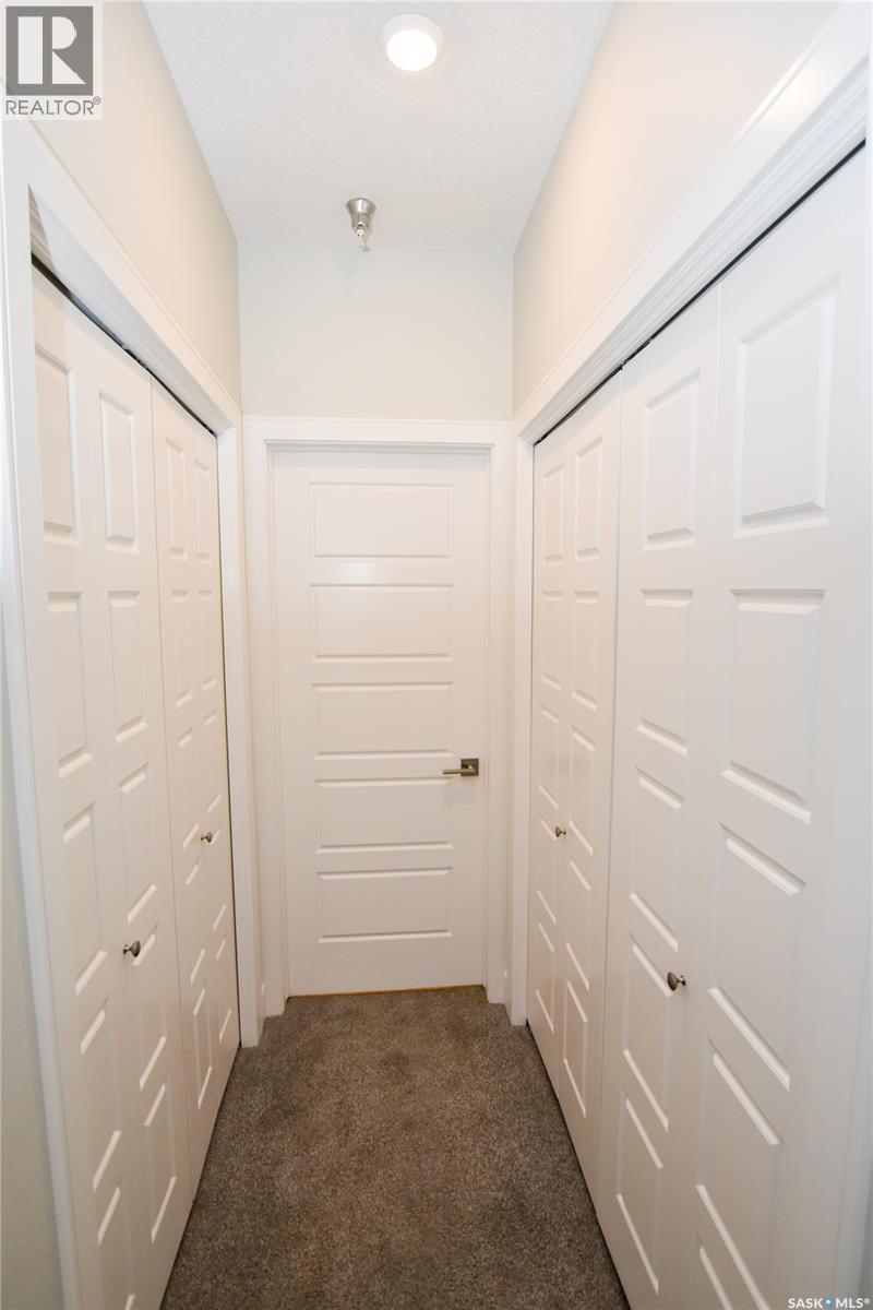 101 105 Willis CRESCENT — photo 21