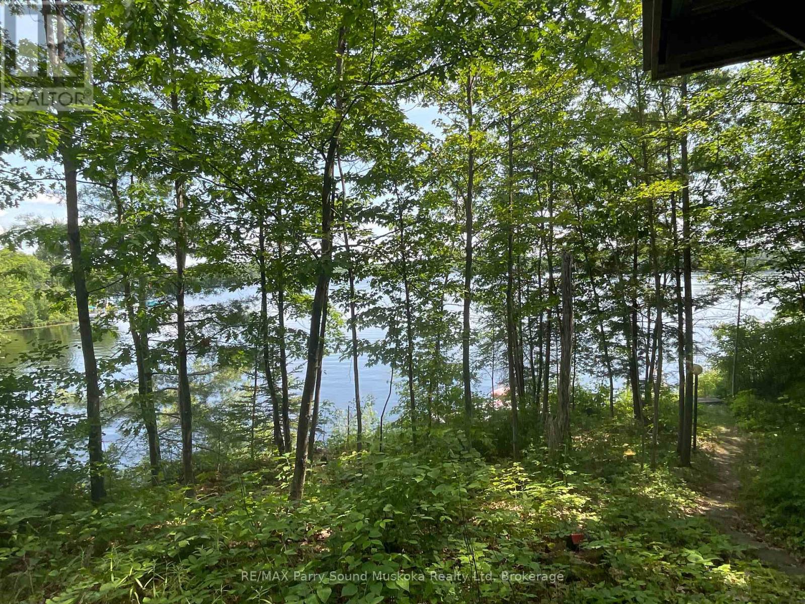 422 DUCK LAKE - 31