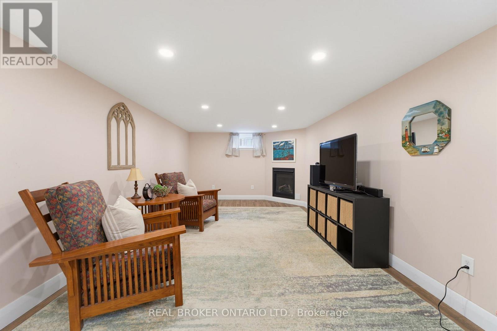 181 RODNEY STREET - 29