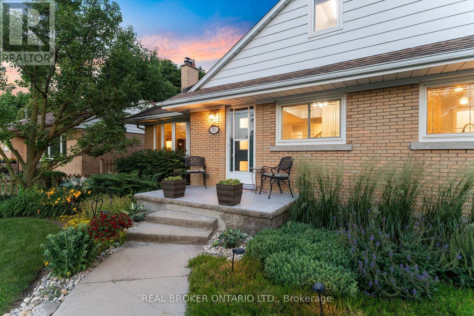181 RODNEY STREET - 3