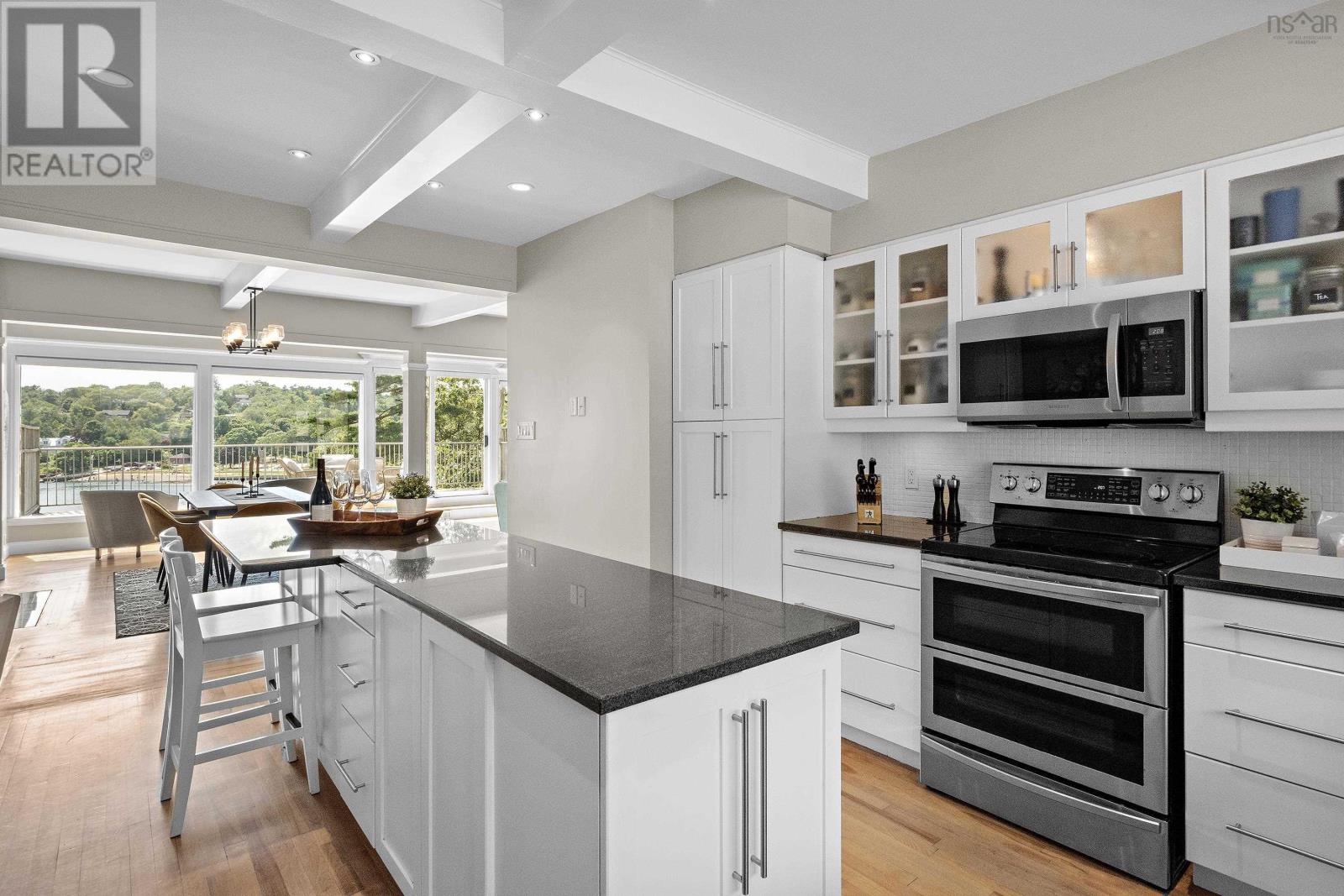 1084 Ridgewood Drive - 17