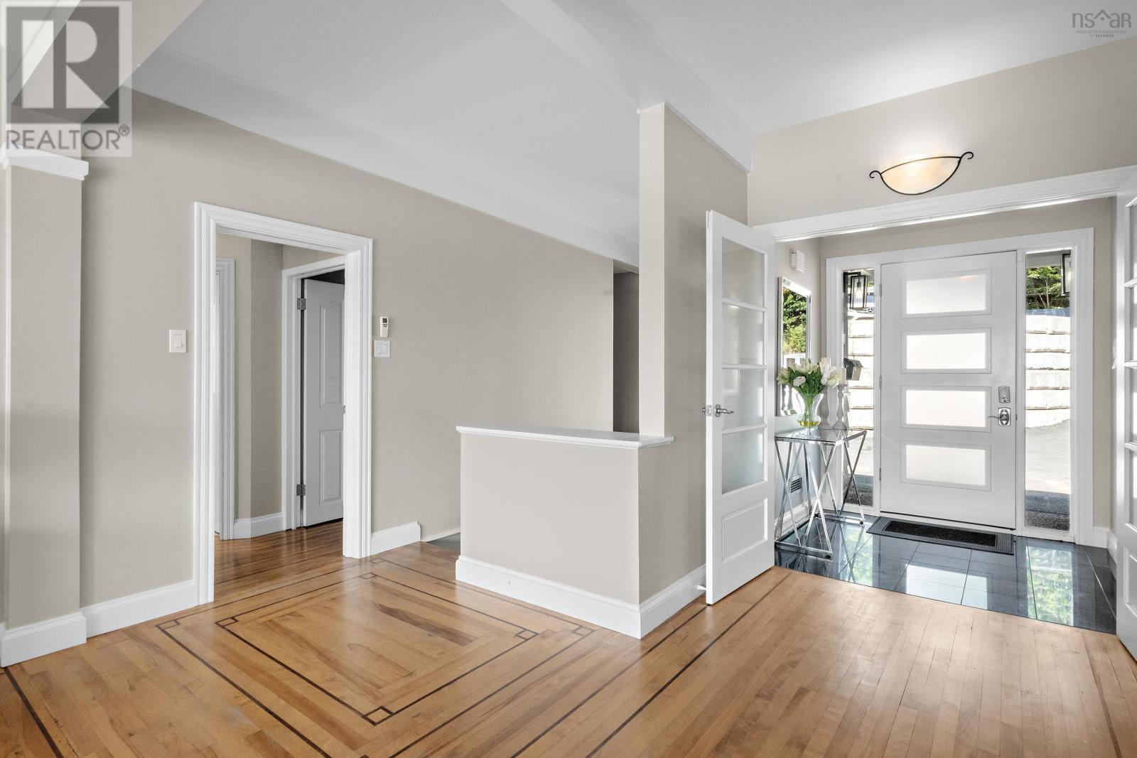 1084 Ridgewood Drive - 27