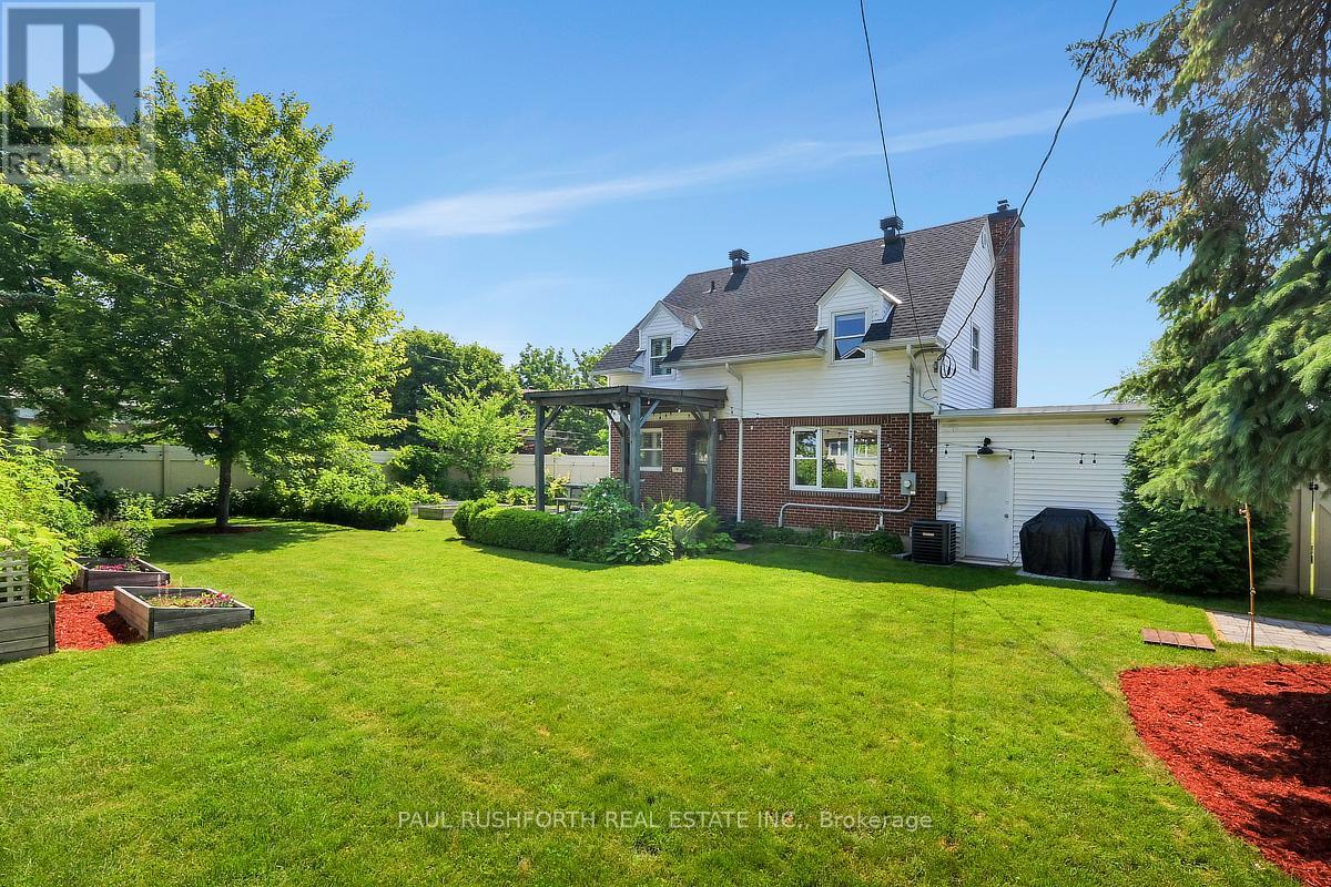 3 Bed, 2 Bath House for Sale in Ottawa – 143 WILSHIRE AVENUE, Ottawa – MLS# X13517942 - Image 32
