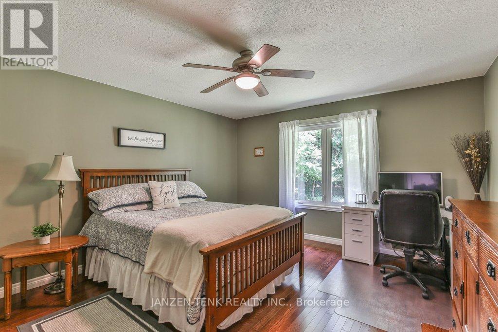 5757 CARTER ROAD - 16