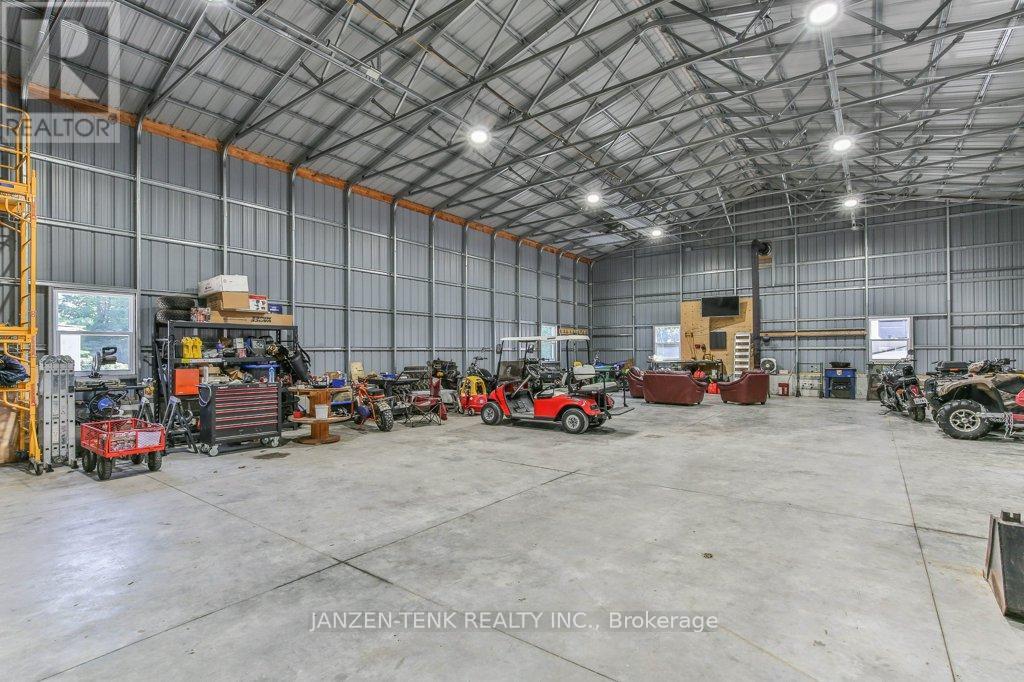 5757 CARTER ROAD - 42