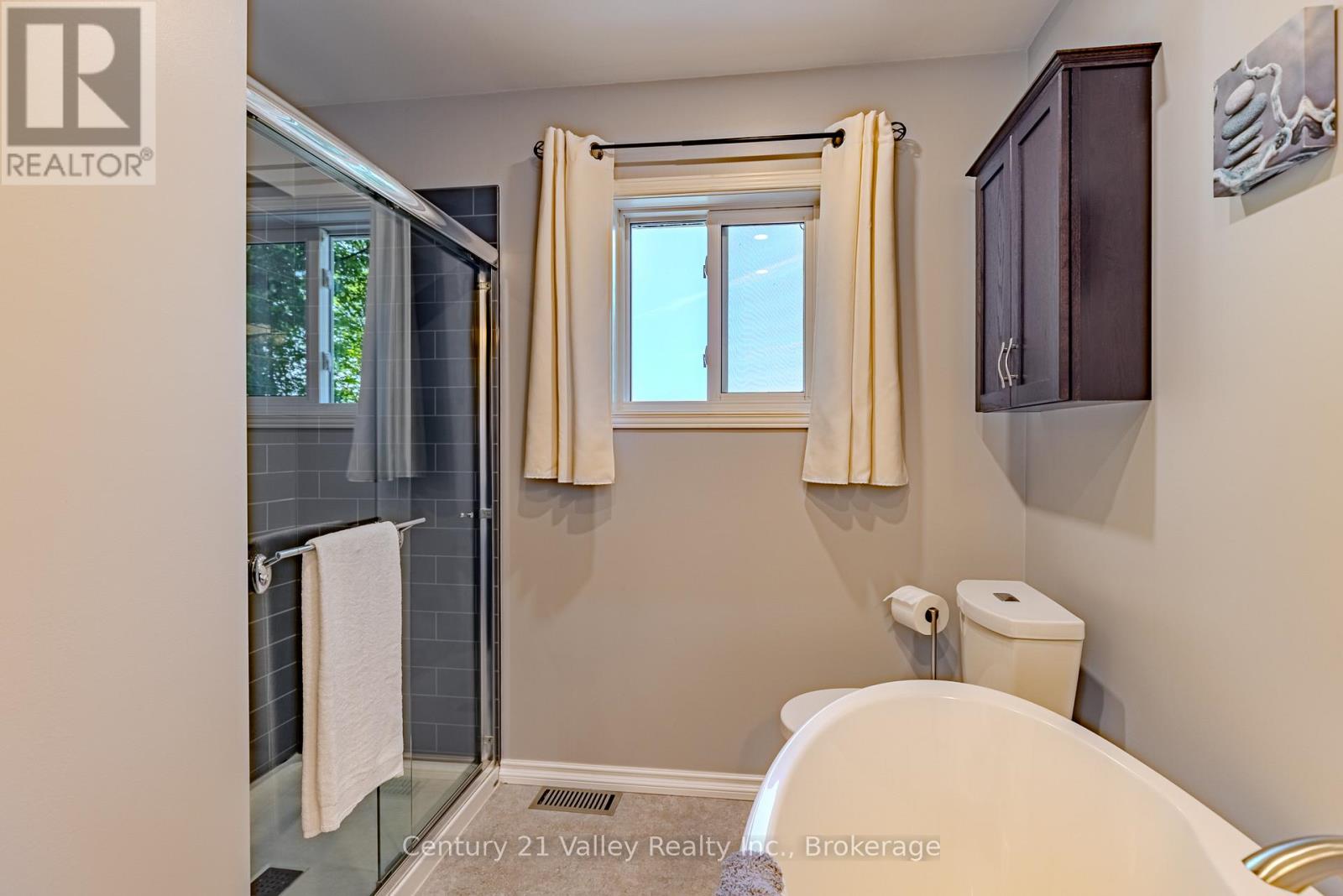 141 MULBERRY LANE - Image 23