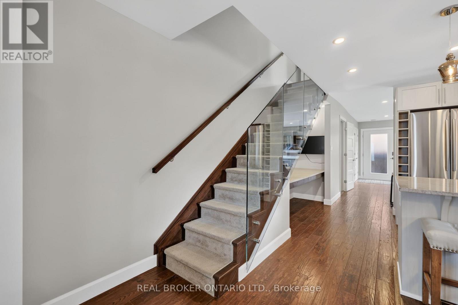 343 RIVERDALE AVENUE - 13
