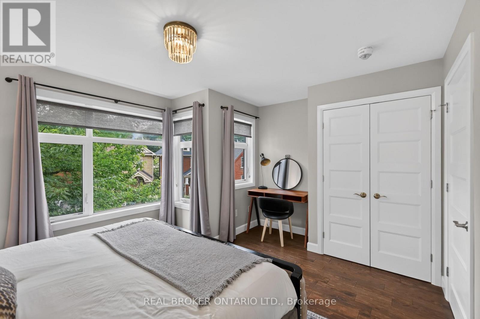343 RIVERDALE AVENUE - 20