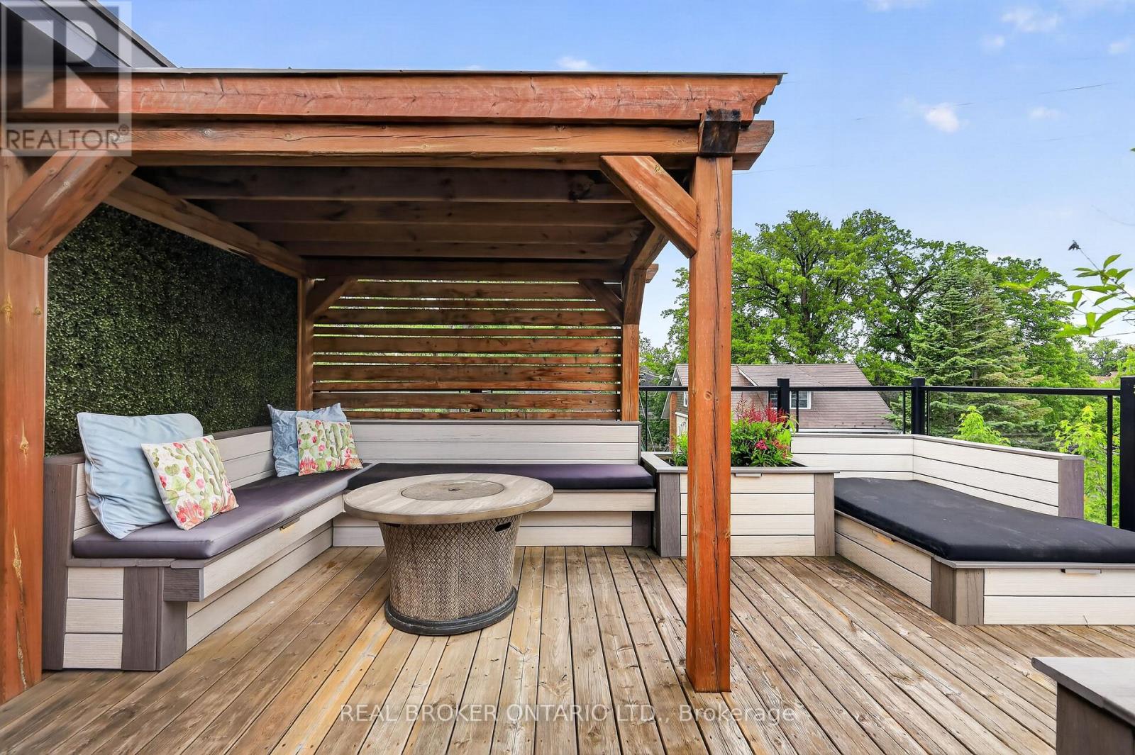 343 RIVERDALE AVENUE - 29
