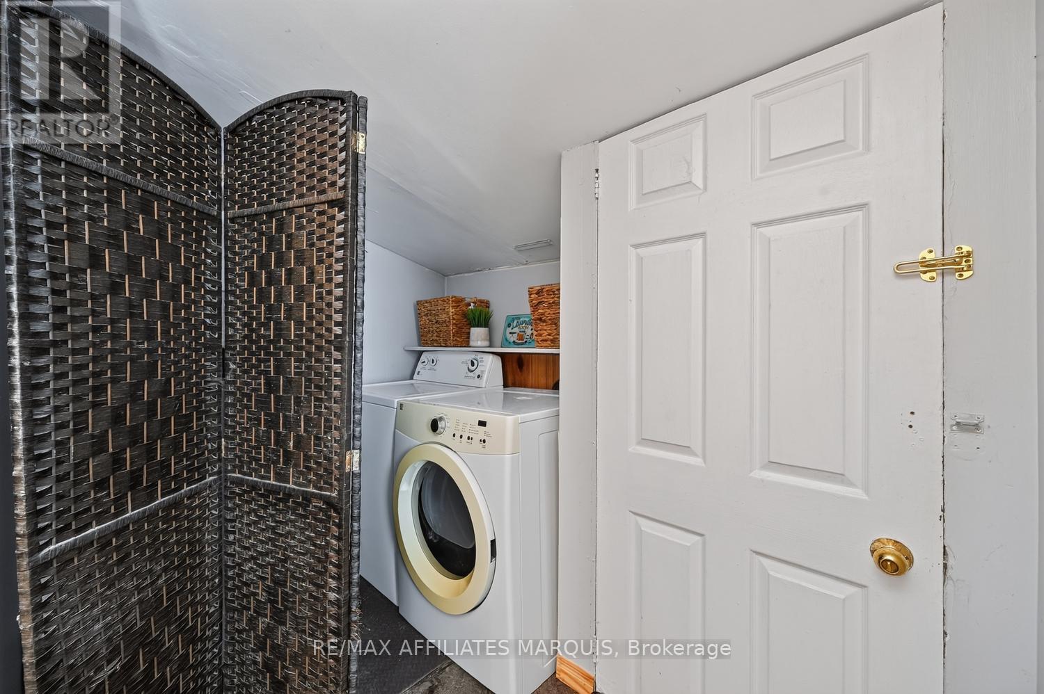 12 CHURCHILL CRESCENT - Image 21