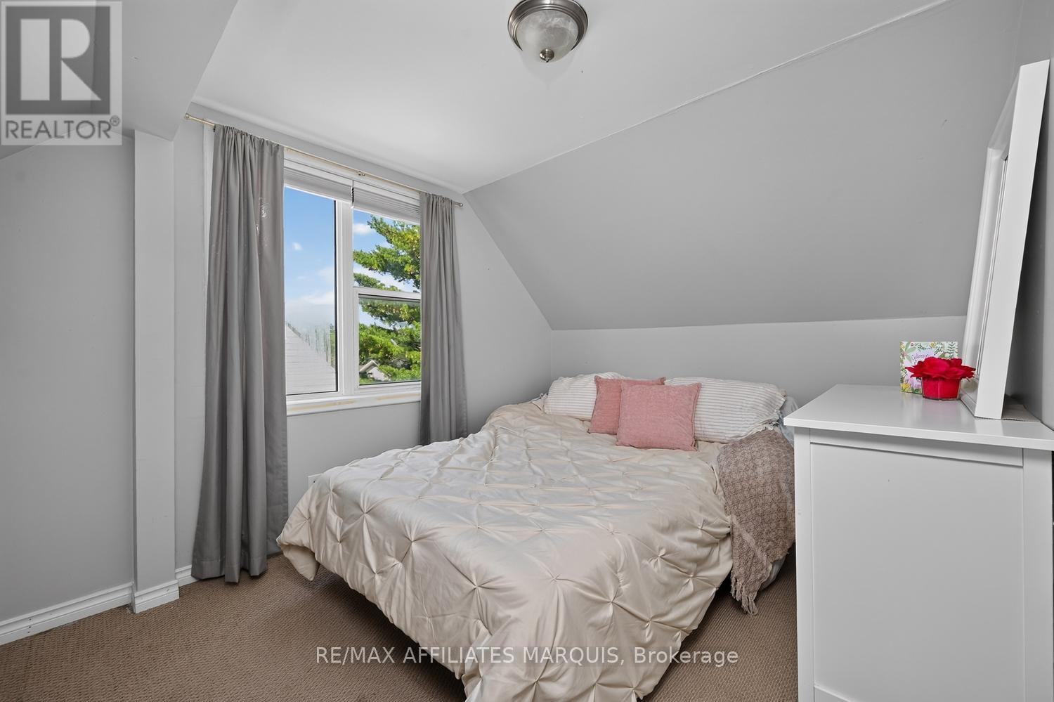 12 CHURCHILL CRESCENT - Image 25