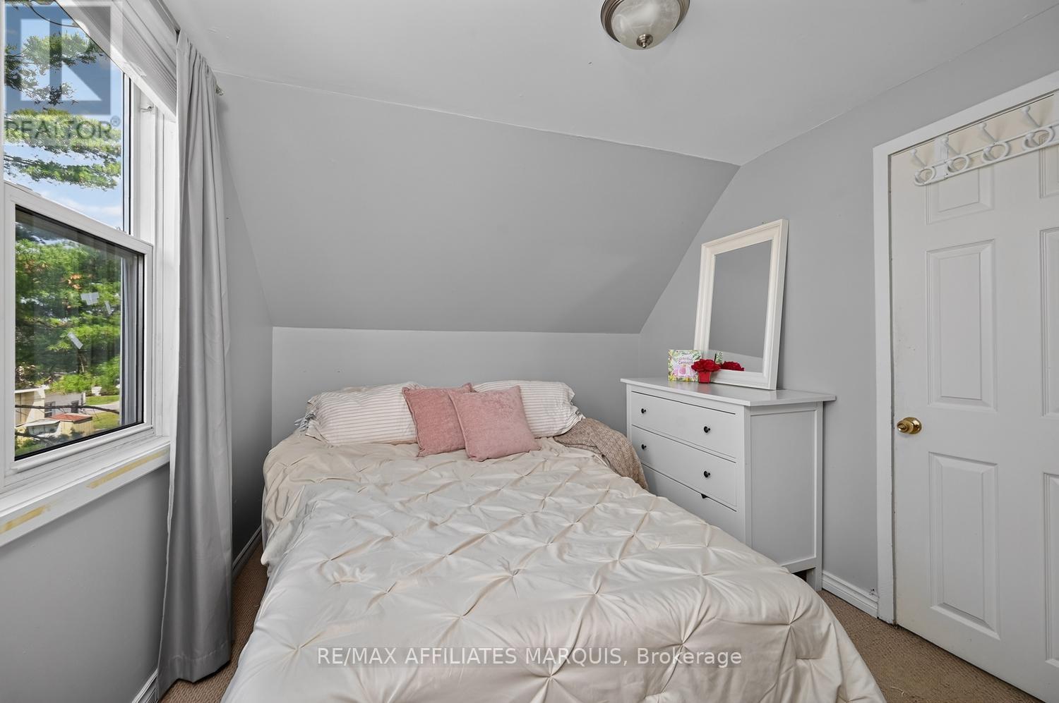 12 CHURCHILL CRESCENT - Image 26