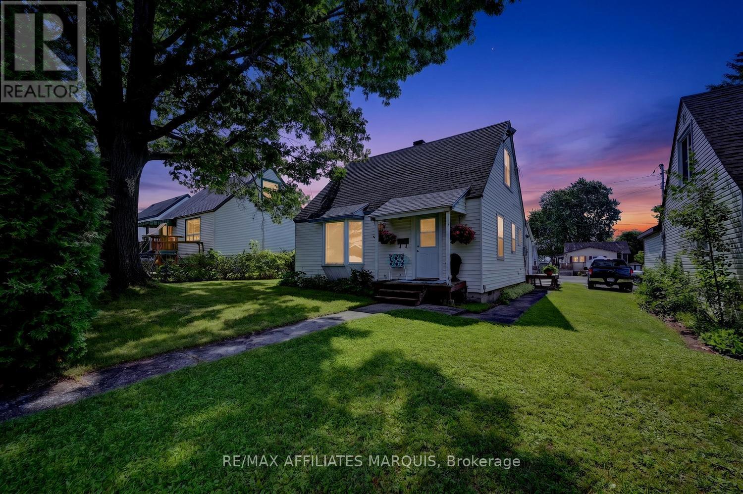 12 CHURCHILL CRESCENT - Image 34
