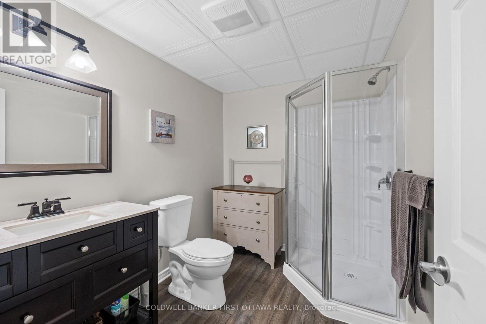 239 ROYAL LANDING GATE - 30