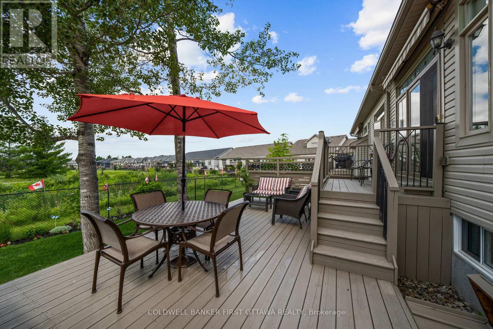 239 ROYAL LANDING GATE - Image 33