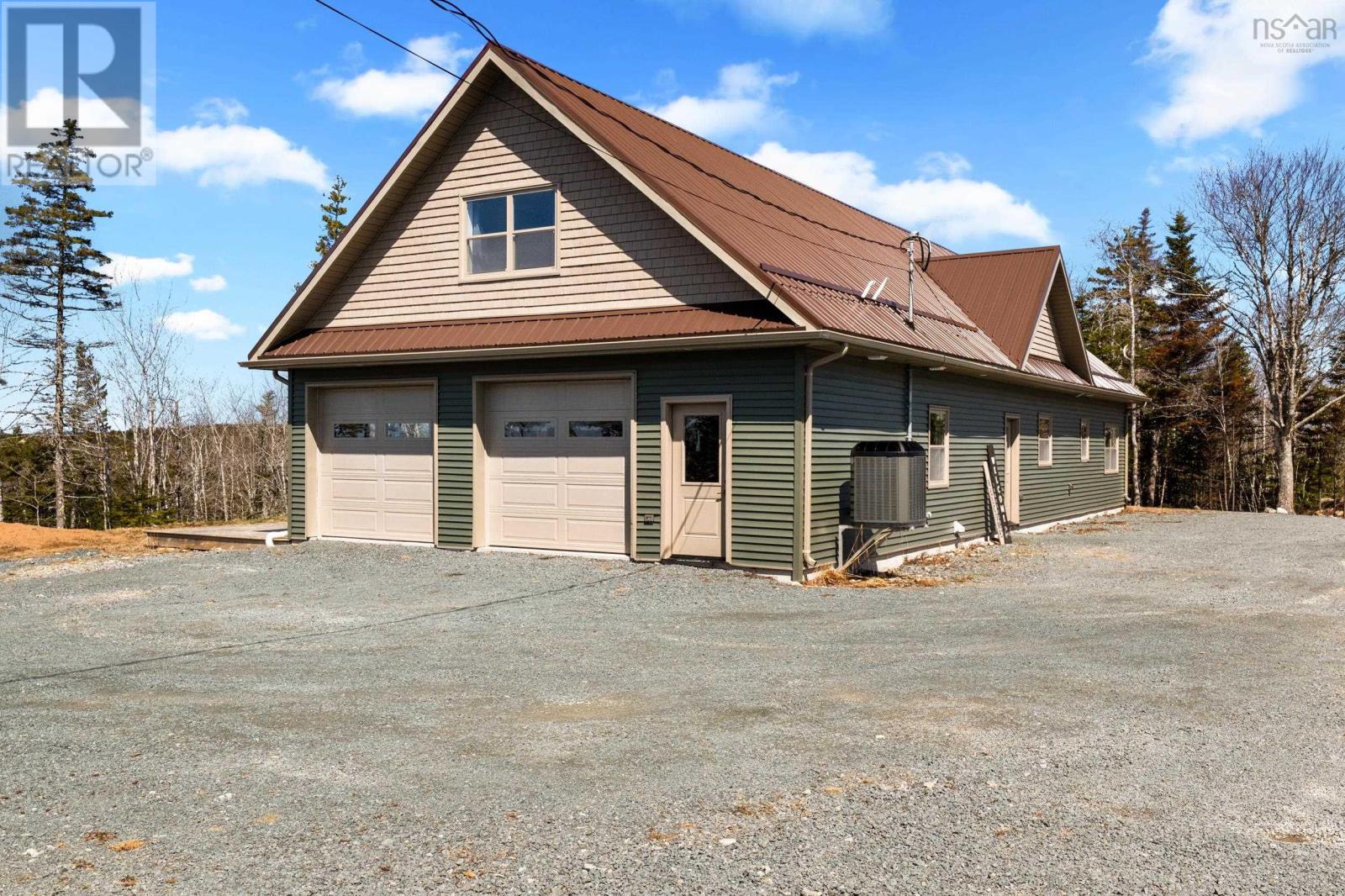 12844 Highway 7 Ship Harbour Highway E - 6