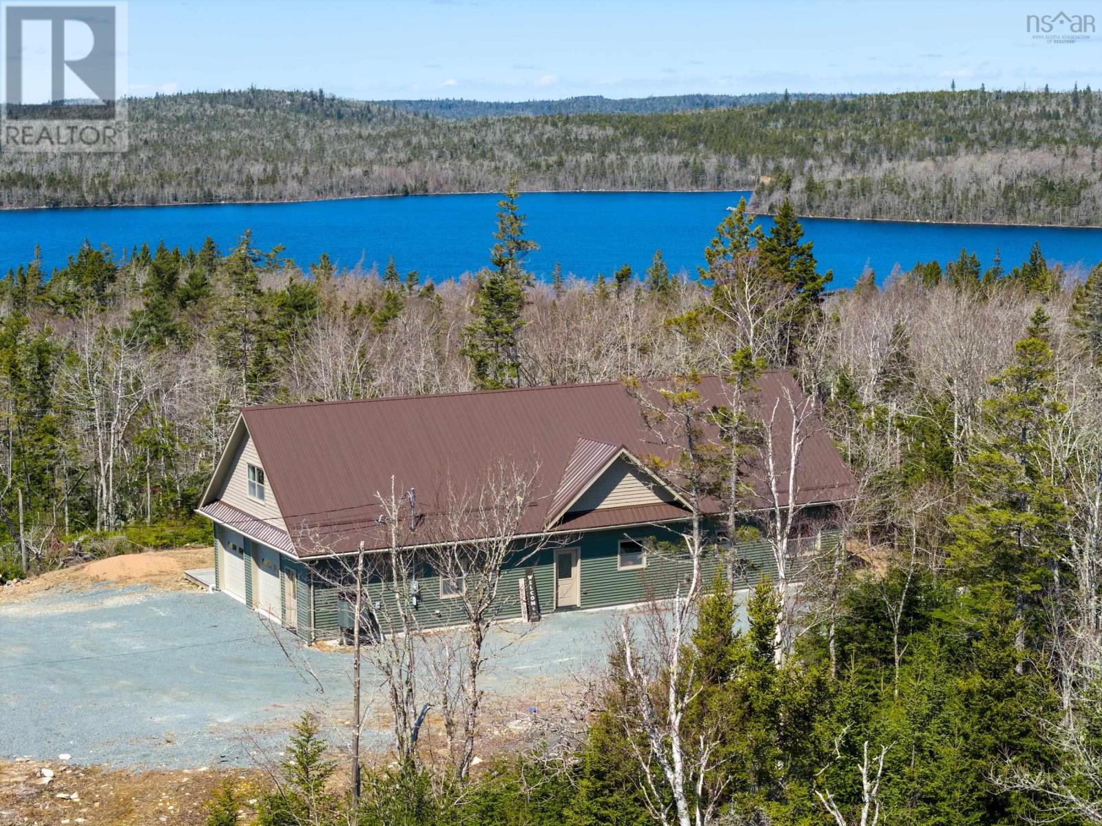 12844 Highway 7 Ship Harbour Highway E - 5