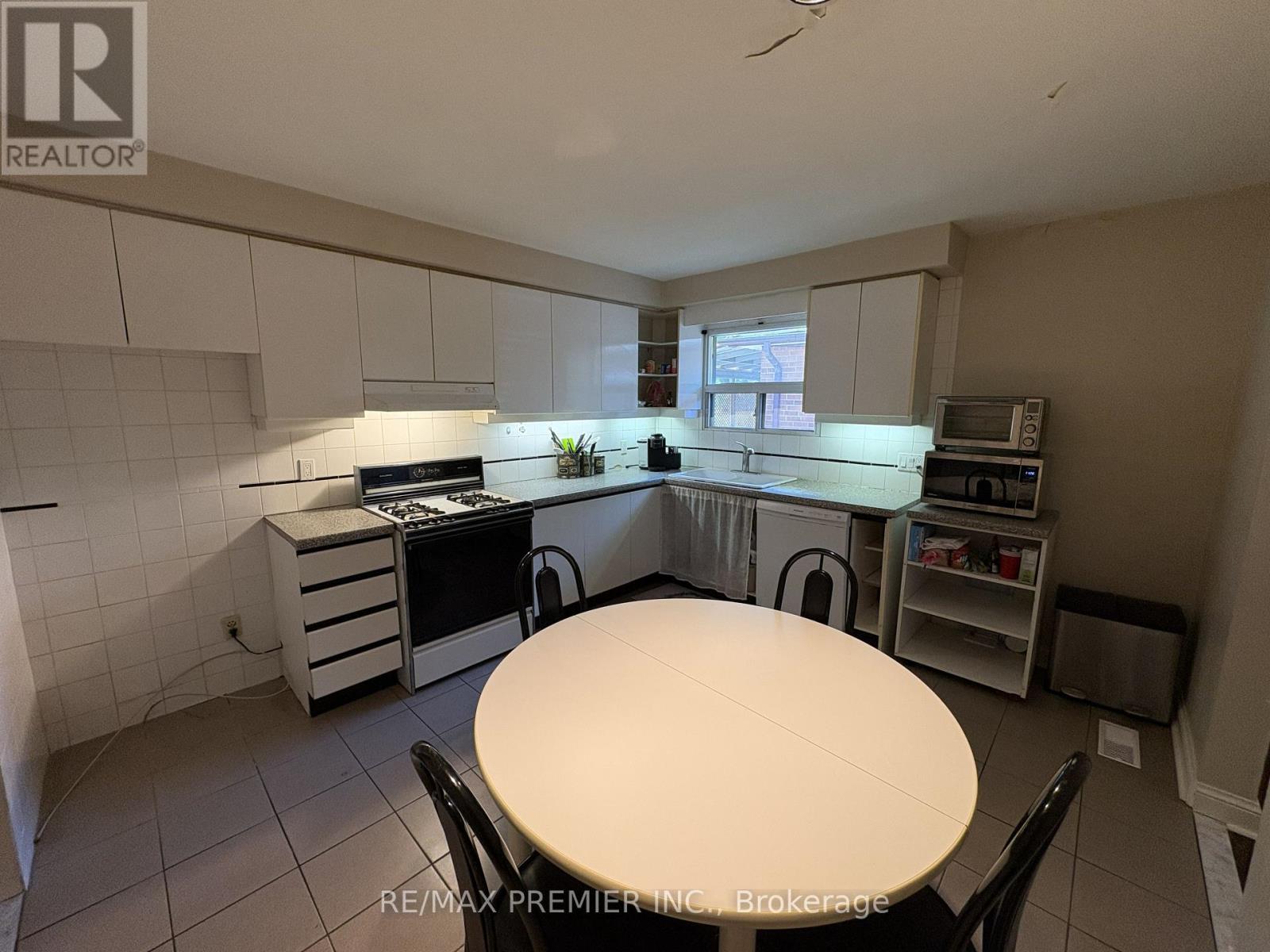 2979 WESTON ROAD - 12