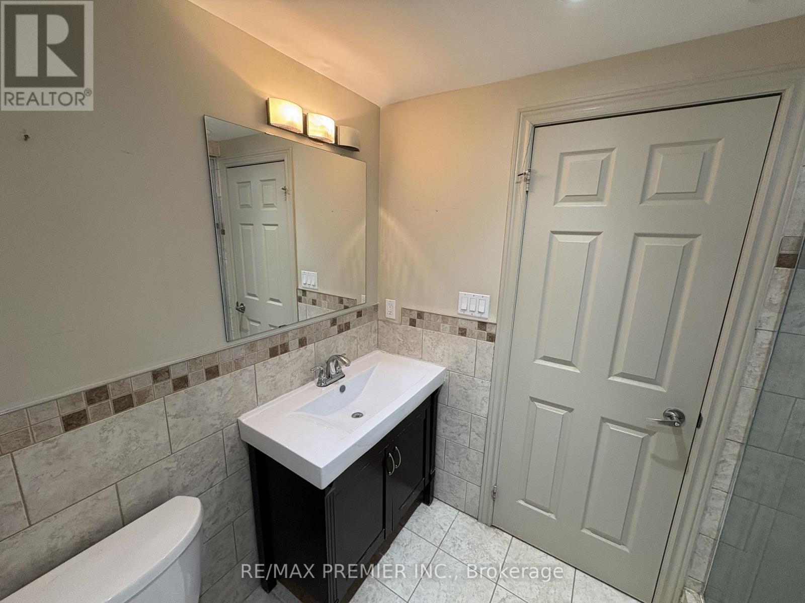 2979 WESTON ROAD - 22