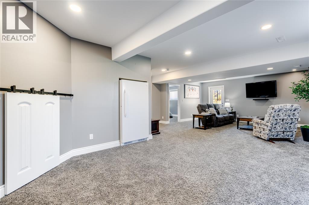 64 Valencia DRIVE - 25